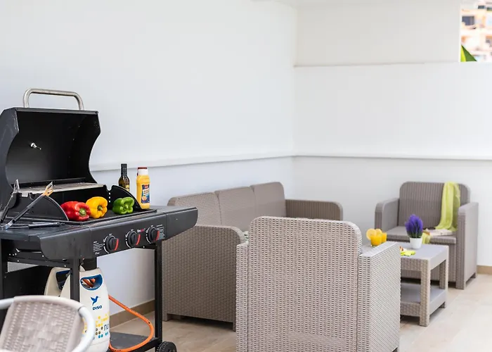 Marzella - Luxury أذيخي