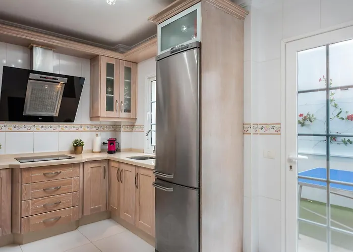 Marzella - Luxury أذيخي